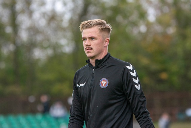 郑钦文展现 郑钦文展现