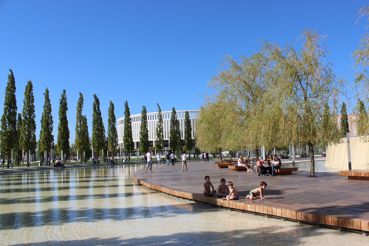 建设及投资 建设及投资